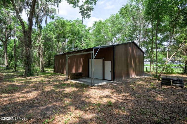 374 SISCO Road, Pomona Park, FL 32181