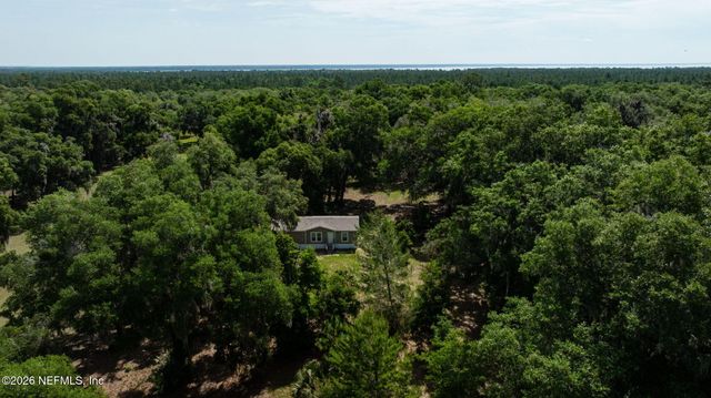 374 SISCO Road, Pomona Park, FL 32181