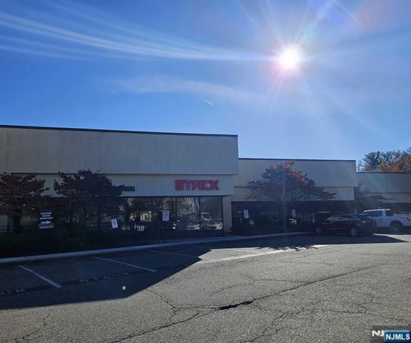 300 Corporate Drive g, Mahwah, NJ 07430