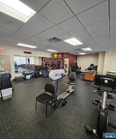 300 Corporate Drive g, Mahwah, NJ 07430