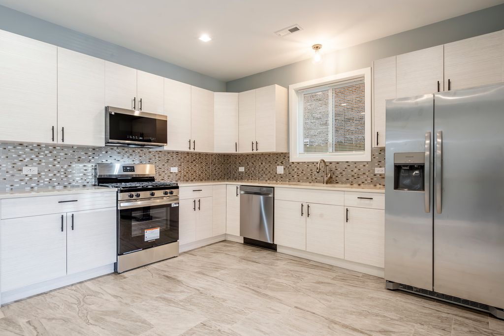2949 W Wilcox Street, Chicago, IL 60612 — photo 5