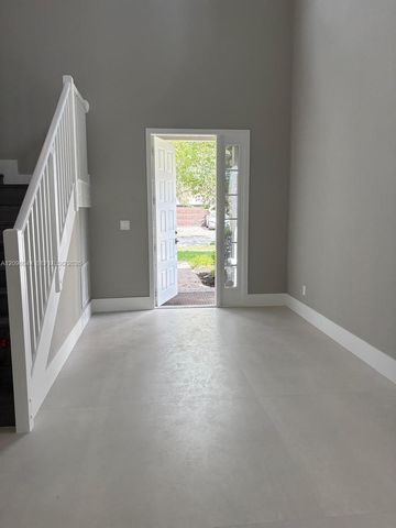 4207 W Whitewater Avenue 4207, Weston, FL 33332