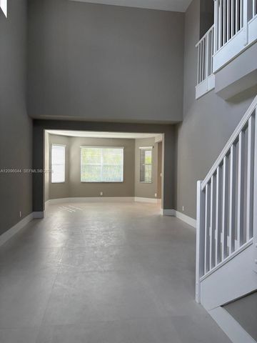 4207 W Whitewater Avenue 4207, Weston, FL 33332