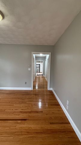 17 West Avenue 2, Salem, MA 01970
