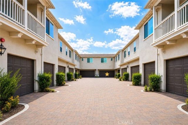 3210 E Yountville Drive 7, Ontario, CA 91761