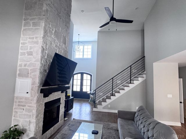 301 Bentley Grove Way, Lynchburg, VA 24502