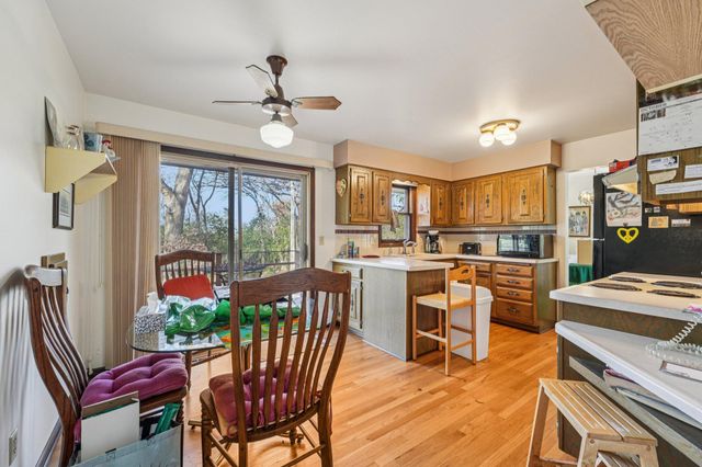 1051 Tiller Lane, Shoreview, MN 55126