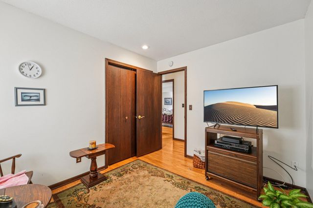 1051 Tiller Lane, Shoreview, MN 55126