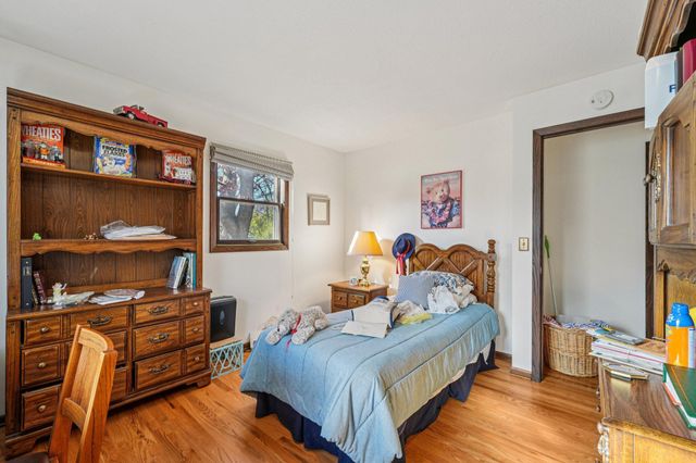 1051 Tiller Lane, Shoreview, MN 55126