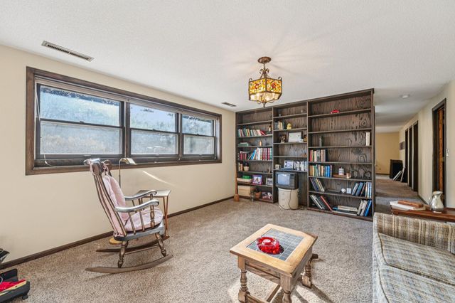 1051 Tiller Lane, Shoreview, MN 55126