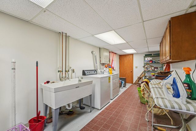 1051 Tiller Lane, Shoreview, MN 55126