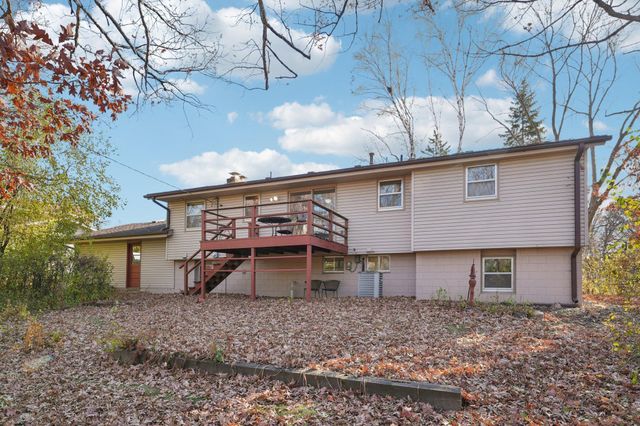 1051 Tiller Lane, Shoreview, MN 55126