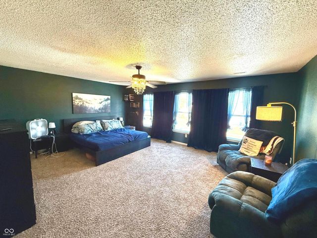 288 Broadmoor, Pittsboro, IN 46167