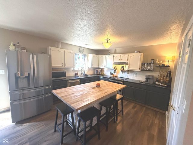 288 Broadmoor, Pittsboro, IN 46167