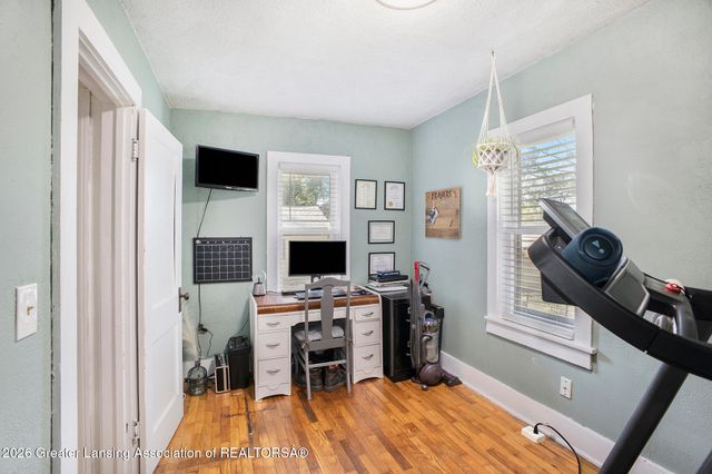 305 E Middle Street, Williamston, MI 48895