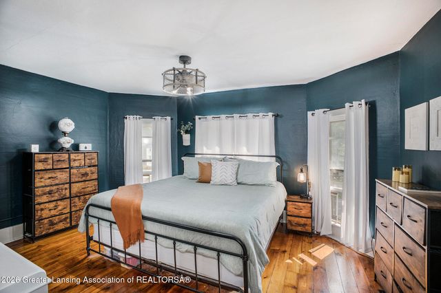 305 E Middle Street, Williamston, MI 48895