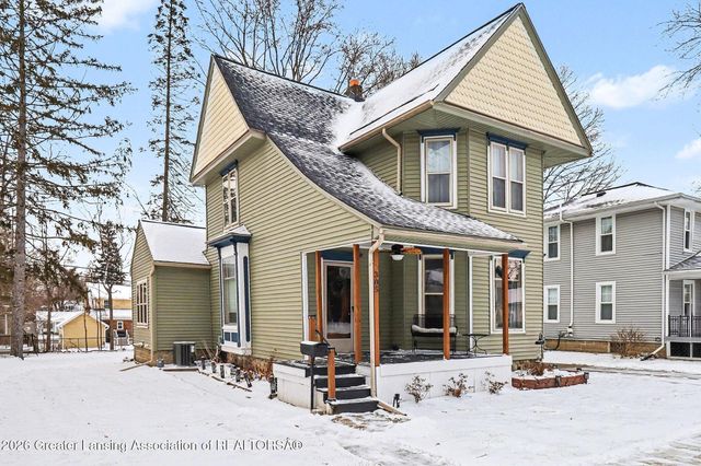 305 E Middle Street, Williamston, MI 48895