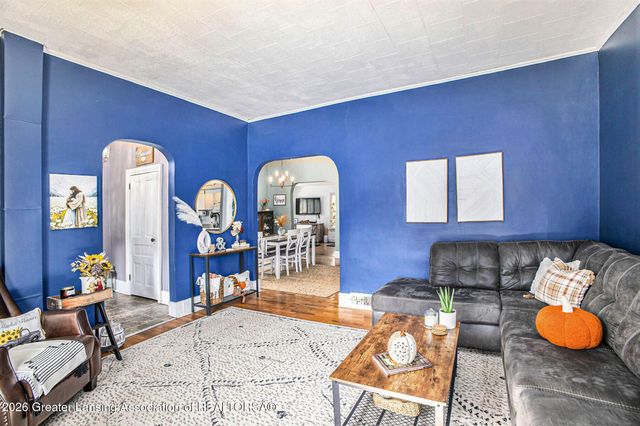 305 E Middle Street, Williamston, MI 48895