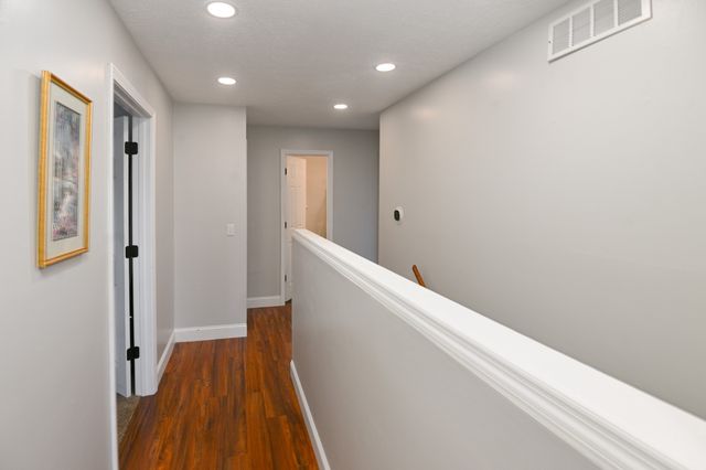 843 Halltown Rd, Portland, TN 37148