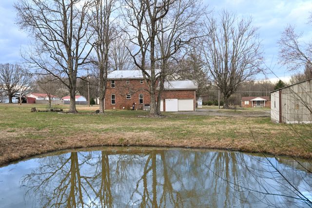 843 Halltown Rd, Portland, TN 37148