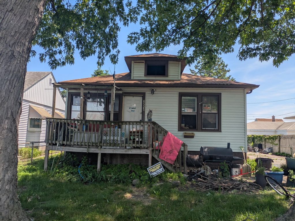 6525 Delaware Avenue, Hammond, IN 46323