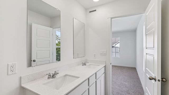 1399 Oakfield Lane, Pingree Grove, IL 60140