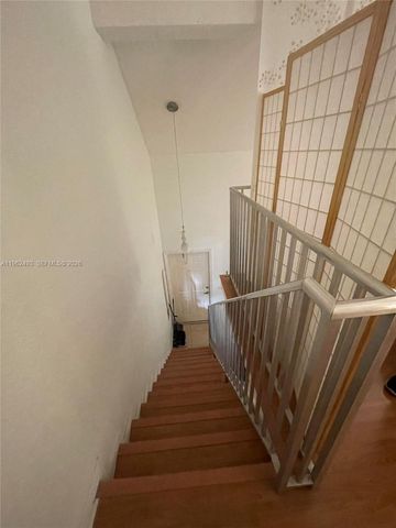 8950 SW 69th Ct 215, Pinecrest, FL 33156