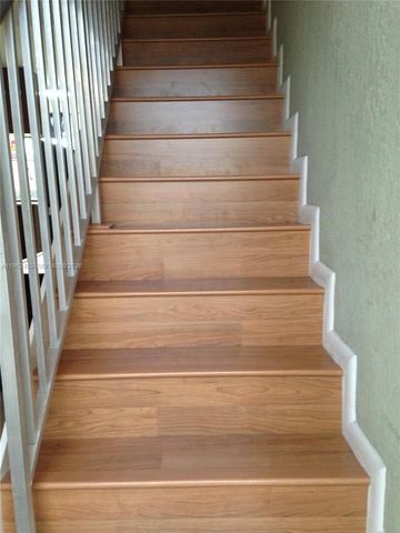 8950 SW 69th Ct 215, Pinecrest, FL 33156