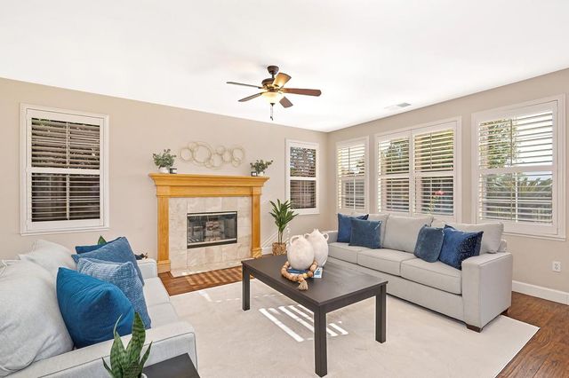 8128 Damico Dr, El Dorado Hills, CA 95762