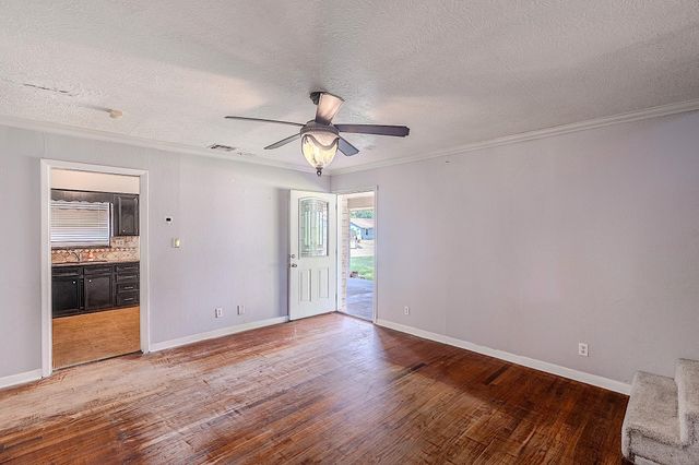 519 Sharon Drive, Humble, TX 77338