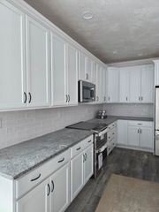 10 Fidelity Drive 5, Rutland, MA 01543