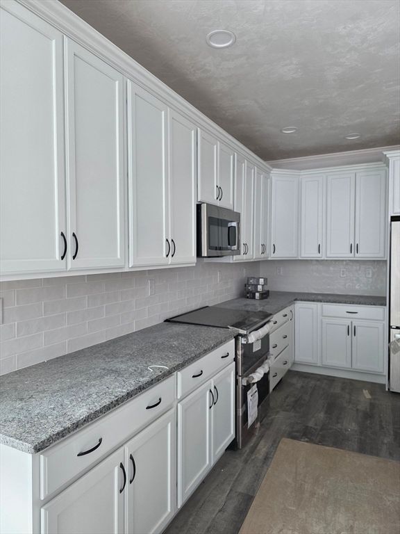 10 Fidelity Drive 5, Rutland, MA 01543