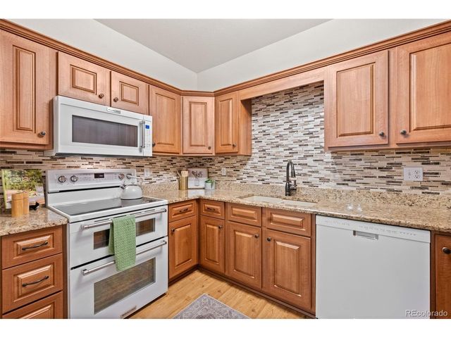 2894 W Riverwalk Cir B210, Littleton, CO 80123