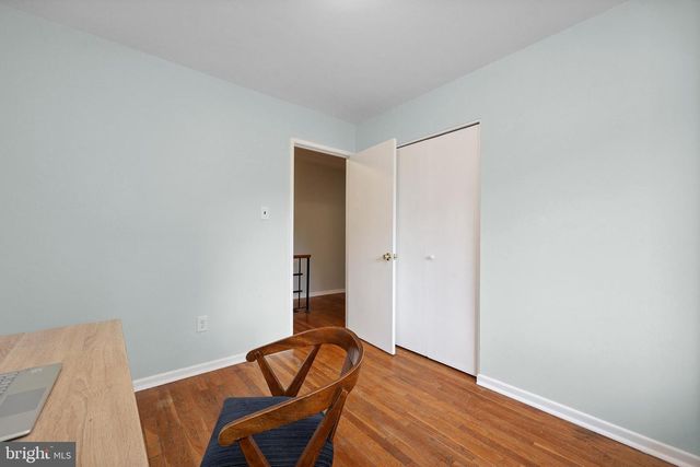 10131 FAIR WOODS DR, Fairfax, VA 22030