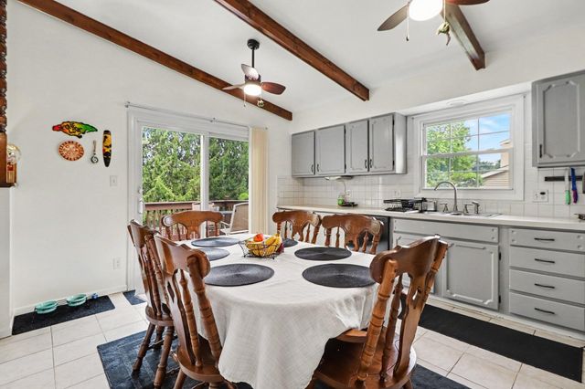 3707 Oak Grove Drive, Valparaiso, IN 46383