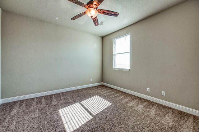 7280 E Berkeley Avenue, Fresno, CA 93737