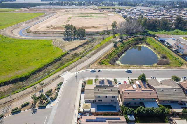 7280 E Berkeley Avenue, Fresno, CA 93737