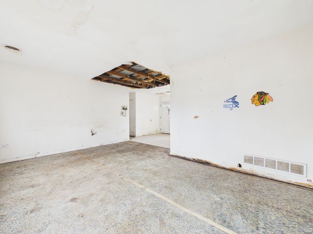 16213 Saint Louis Avenue, Markham, IL 60428