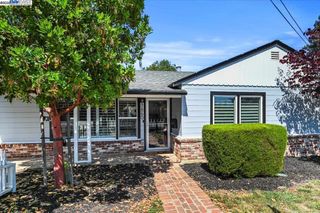 17860 Almond Rd, Castro Valley, CA 94546