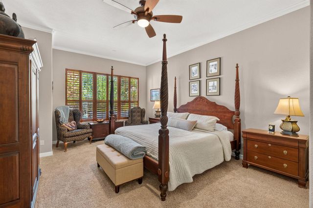 16 Swiftwater TRL, The Hills, TX 78738