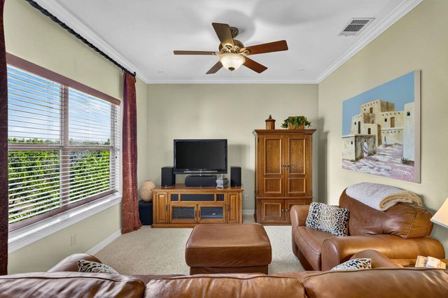 16 Swiftwater TRL, The Hills, TX 78738