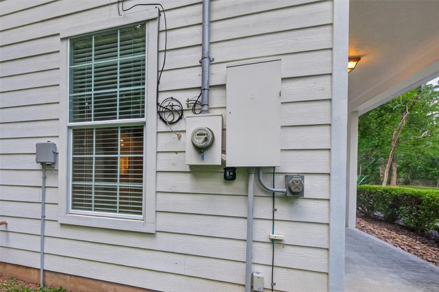 8626 Shadow Lane, Magnolia, TX 77354