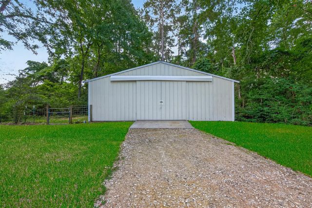 8626 Shadow Lane, Magnolia, TX 77354