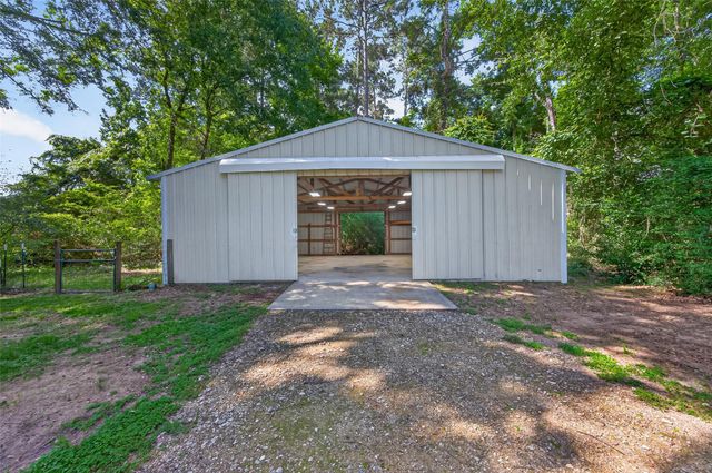 8626 Shadow Lane, Magnolia, TX 77354