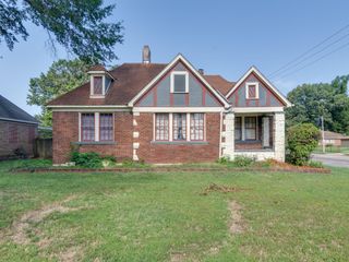 933 N MCLEAN BLVD, Memphis, TN 38107