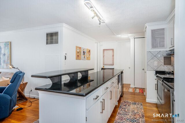 1 Gold Street 3D, Hartford, CT 06103