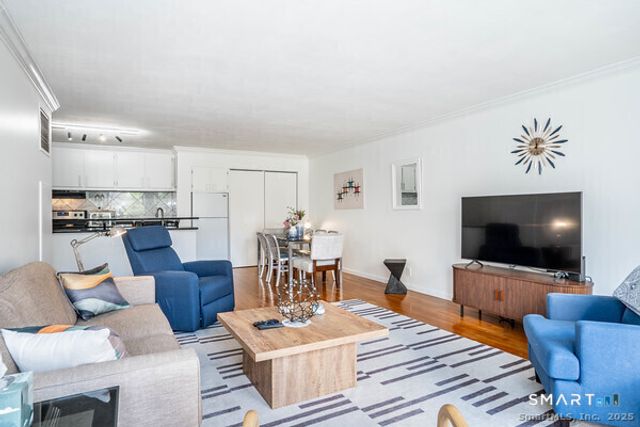 1 Gold Street 3D, Hartford, CT 06103