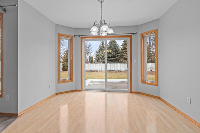 3082 WINNIPEG STREET, Menasha, WI 54952