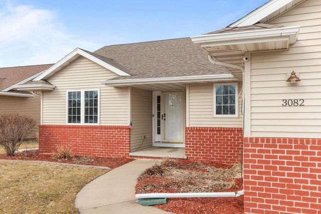 3082 WINNIPEG STREET, Menasha, WI 54952