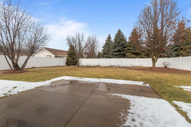 3082 WINNIPEG STREET, Menasha, WI 54952